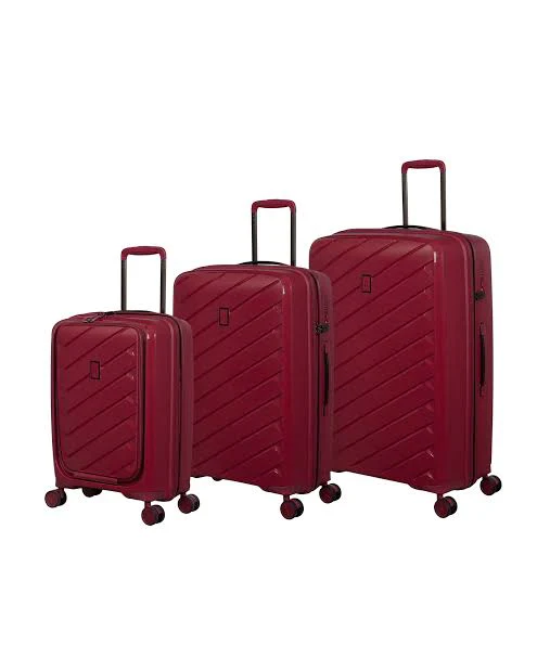 it luggage Influential Hardside Spinner