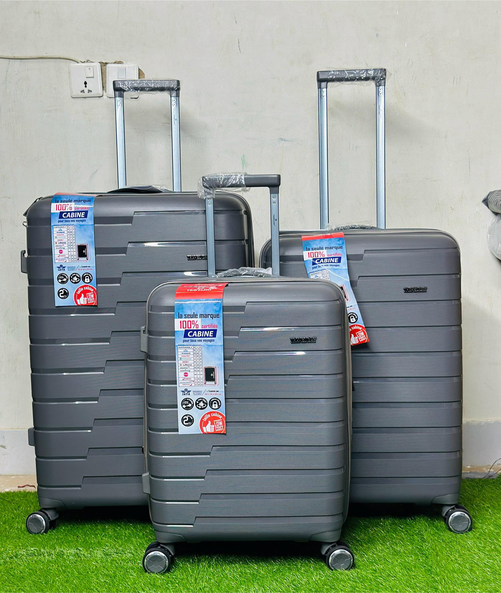 Travel Day Polypropylene luggage - Complete set of 3