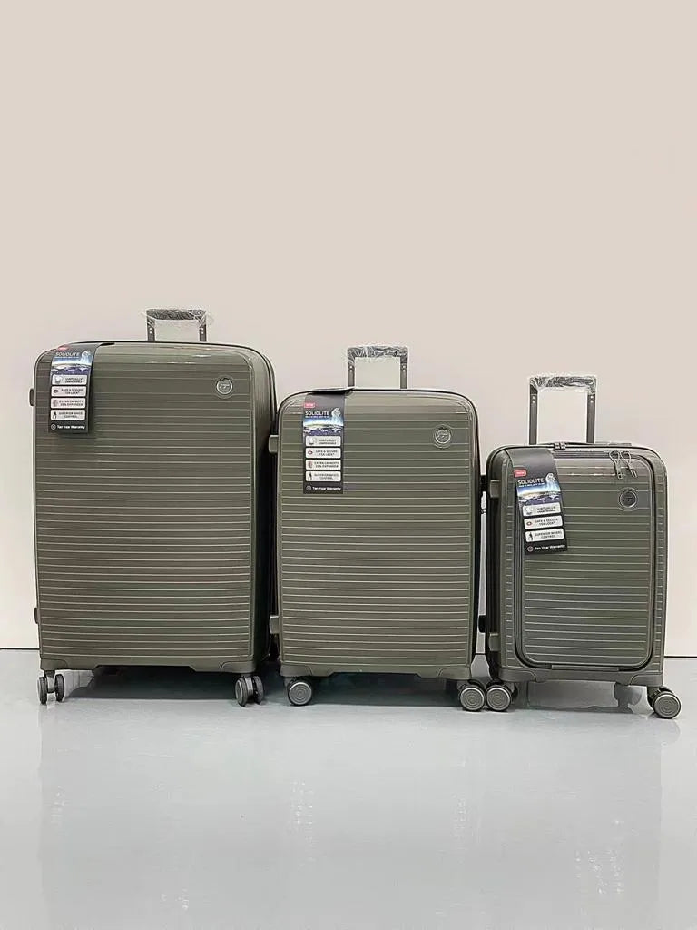 it luggage Spontaneous-  Hardside Carry-On 8 Wheel Expandable Spinner